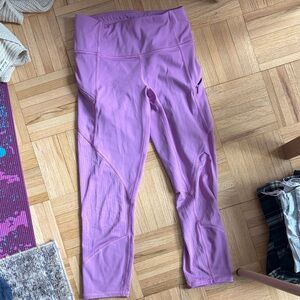 Athleta Lavender Activewear Cropped leggings